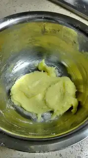 Make raisin cookies step 2