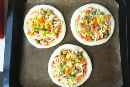 Make Mini shrimp veggie pizza step 8
