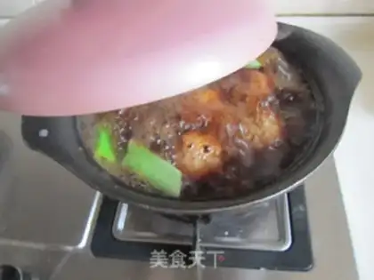 Make Red burning lion head step 8