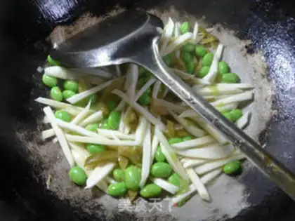 Make Squeeze the veggies white and fried beans step 4