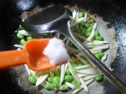 Make Squeeze the veggies white and fried beans step 5