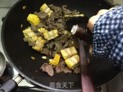 Make Garlic corn beef step 7