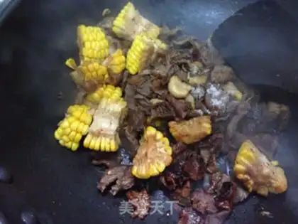 Make Garlic corn beef step 12