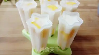 Make Coconut mango popsicle step 1