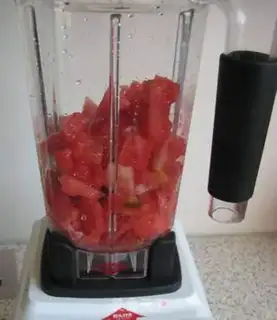 Make Watermelon tomato juice step 3
