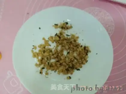 Make Seaweed pine rolls step 10