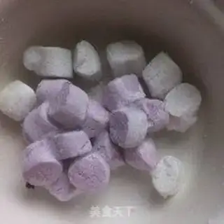 Make Taco milk and fruit ice step 0
