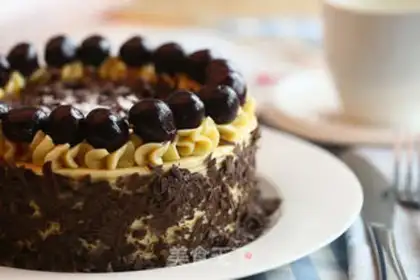 Make Black forest cheesecake step 29