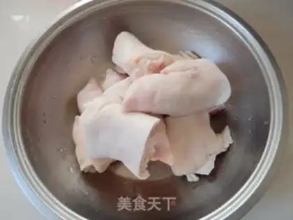 Make Piggy hoof step 0