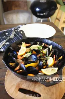 Make Fish ink, seafood step 18
