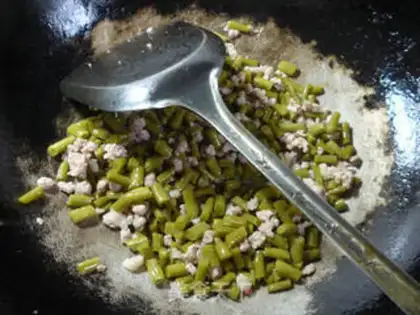 Make Porridge and sour beans step 4