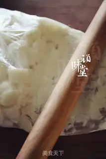 Make Autumn Mountain medicine mixed with cold tofu step 2