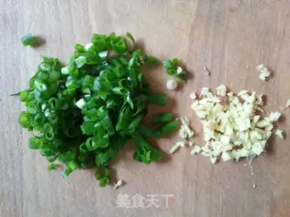 Make Red cuisine soup step 1