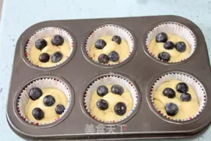 Make Bailey Blueberry Marion step 7