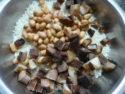 Make Peanut and rice sauce step 4