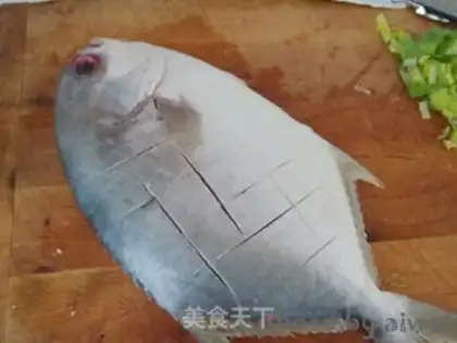 Make Dry-burned fish step 5