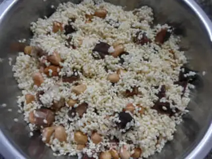 Make Peanut and rice sauce step 7