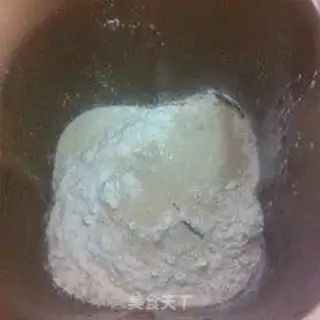 Make Heart-shaped coconut bread step 5