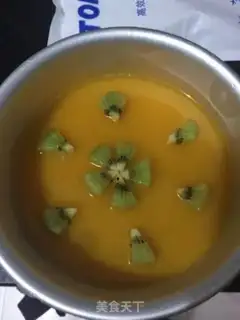 Make Mango yogurt mousse cake step 8
