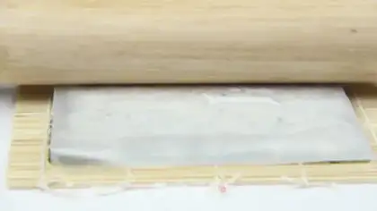 Make Breakfast -- sushi rolls step 3