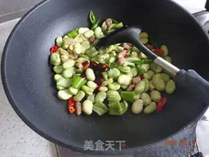 Make Fresh fried peas step 2
