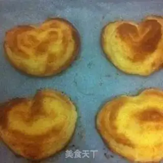 Make Heart-shaped coconut bread step 19