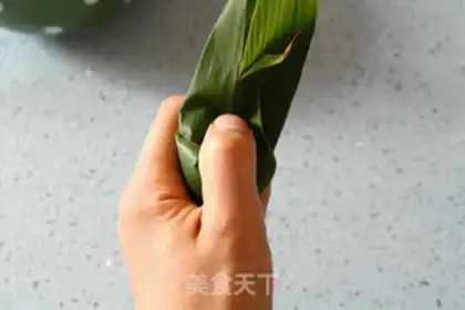 Make Cyclops of water and rice step 6