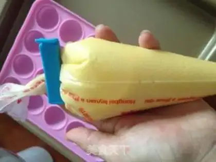 Make Lollipop cake step 4