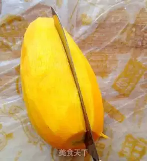 Make Mango flowers step 2