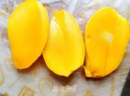 Make Mango flowers step 3