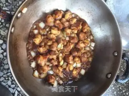 Make Cricket bone fried onions step 7