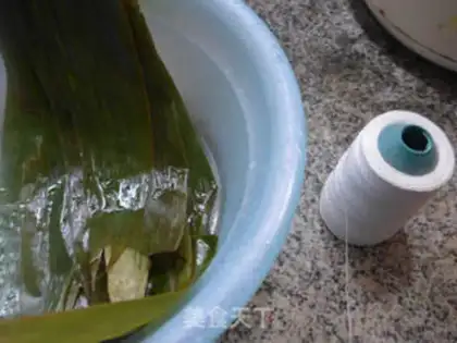 Make Soybeans, sauerkraut step 1