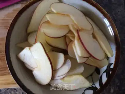 Make Apple Rose step 0