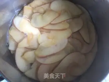 Make Apple Rose step 2