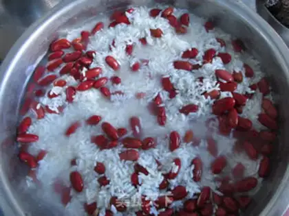 Make Red bean dates step 4