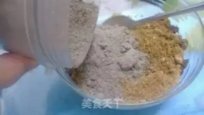 Make Homemade walnut sesame beans step 5