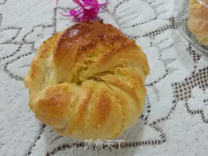 Make Puffed coconut bread step 9