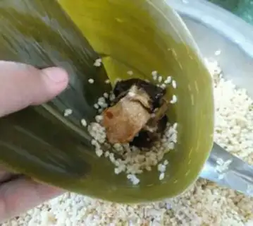 Make Pineapple leaves step 15