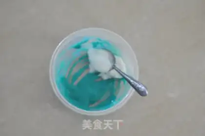 Make Blueberry roll step 7