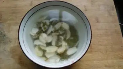 Make Lily green beans step 1