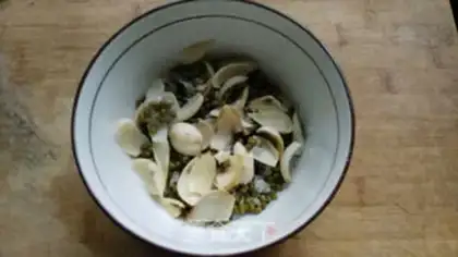 Make Lily green beans step 2