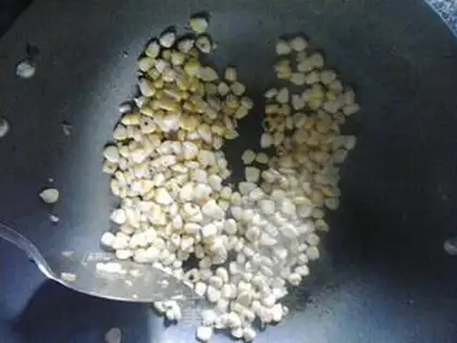 Make Gold corn, cashew nuts step 3
