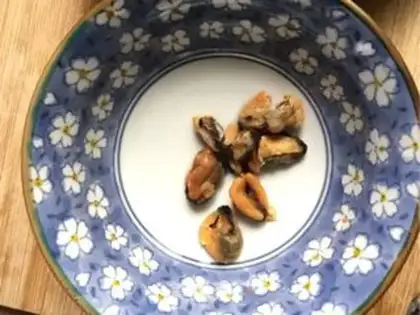 Make Bones soup with bitter bean step 1