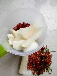 Make Cherry tofu pear juice step 2