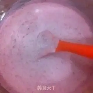 Make Berry mousse cake step 6