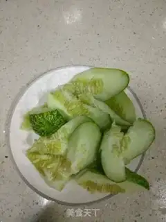Make Apple cucumber juice step 2
