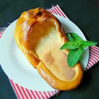 Make Shoes bread step 10
