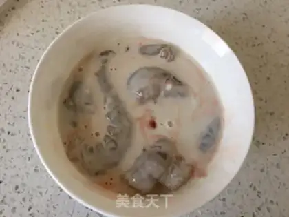 Make Fresh, soft, fried shrimp step 5