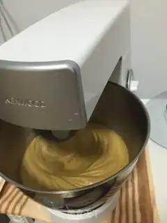 Make A date cake step 1