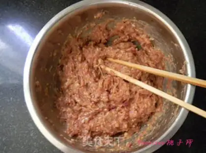 Make Frozen chicken gravy buns step 3